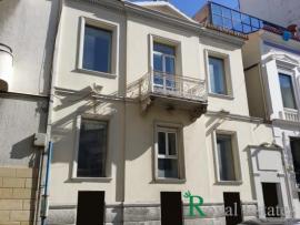 For rent preserved independent renovated building centrally located in Kolonaki