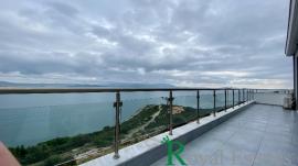 Νομός Αττικής, Μαραθώνας, Δικαστικά, διατίθεται προς πώληση, πολυτελής μονοκατοικία, με πανοραμική θέα προς την θάλασσα