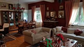 Κτήριο διαμερισμάτων διατίθεται προς πώληση στο Παλαιό Ψυχικό Κτήριο διαμερισμάτων διατίθεται προς πώληση στο Παλαιό Ψυχικό