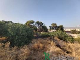 Μαρούσι, περιοχή Ψαλίδι, διατίθεται προς πώληση, μοναδικό γωνιακό οικόπεδο