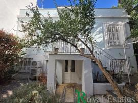 Πολυτελής Νεοκλασσική Μονοκατοικία προς Πώληση – Μετς – Καλλιμάρμαρο
