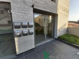 Πωλείται επαγγελματικό κτήριο στο Μαρούσι, πλησίον κέντρου, σε άριστη κατάσταση Πωλείται επαγγελματικό κτήριο στο Μαρούσι, πλησίον κέντρου, σε άριστη κατάσταση