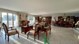 Γλυφάδα, εξαιρετικό Duplex όροφο διαμέρισμα προς πώληση Γλυφάδα, εξαιρετικό Duplex όροφο διαμέρισμα προς πώληση