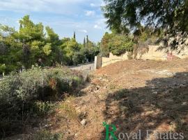 Εκάλη, πλησίον οδού Ρόδων, εξαιρετικό αμφιθεατρικό οικόπεδο προς πώληση