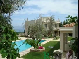 Συγκρότημα κατοικιών προς πώληση στην περιοχή Δροσιά Εύβοια μπροστά στην θάλασσα Συγκρότημα κατοικιών προς πώληση στην περιοχή Δροσιά Εύβοια μπροστά στην θάλασσα