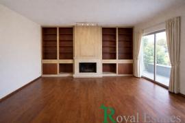 Προς Πώληση – Εξαιρετικό όροφο διαμέρισμα στο Παλαιό Ψυχικό