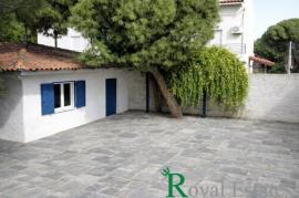 Προς Πώληση, Μονοκατοικία σε Πευκόφυτο Οικόπεδο, πλησίον θάλασσας– Ζούμπερι, Νέα Μάκρη