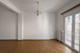 Πωλείται διαμέρισμα στα Πατήσια, πλησίον Πλ. Κολιάτσου