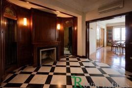 ΑΘΗΝΑ – Πολυτεχνείο ( Εξάρχεια ), μεγάλης προβολής ακίνητο προς πώληση