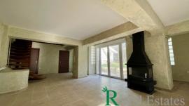 Πωλείται Μεζονέτα, σε καλή κατάσταση, στην Κηφισιά, Κεφαλάρι Πωλείται Μεζονέτα, σε καλή κατάσταση, στην Κηφισιά, Κεφαλάρι