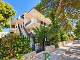 Κάντζα, Λεοντάρι, λόφος | Ακίνητο διαχωρισμένο σε δύο ανεξάρτητες κατοικίες, προς πώληση Κάντζα, Λεοντάρι, λόφος | Ακίνητο διαχωρισμένο σε δύο ανεξάρτητες κατοικίες, προς πώληση