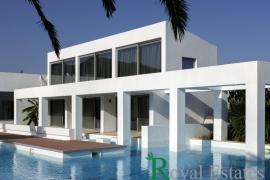 Πολυτελής Βίλα προς Πώληση μπροστά σε μαγευτική παραλία, περιοχή Αχλαδίτσα, Ερμιόνη Πολυτελής Βίλα προς Πώληση μπροστά σε μαγευτική παραλία, περιοχή Αχλαδίτσα, Ερμιόνη